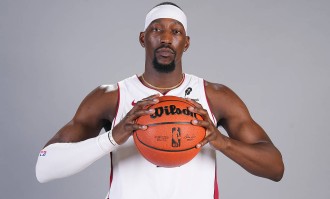 美媒：勇士将继续探索库明加交易 阿德巴约成首要目标