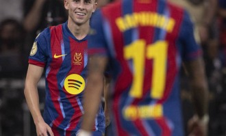 巴萨十连胜震撼西甲，阿尔贝罗亚接手皇马开启未知旅程