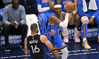 亚历山大30分霍姆格伦19+9 雷霆胜独行侠