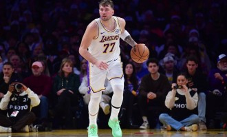 杨瀚森来了东契奇走了 NBA的2025年活人感拉满