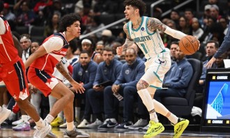 鲍尔38+13+13布里奇斯22分 黄蜂击败奇才