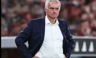 欧冠破冰！62岁穆帅2-0掀翻四冠王，欧冠破冰后死磕皇马定生死？