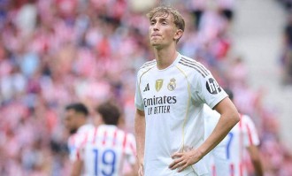 西甲联赛：皇马2-5不敌马德里竞技，主帅阿隆索面临挑战