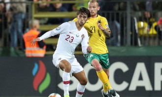 热刺状态依旧摇摆不定，利物浦有望乘胜追击吗？