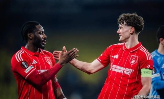 3-0！英超保级队吊打土超豪门，尤文成笑柄，第一联赛太残酷！