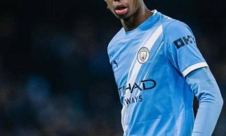 10-1！曼城轮换阵容血洗英甲队，瓜迪奥拉的赌博式调整背后藏了什么？