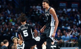 新赛季NBA首秀红黑榜：文班脱胎换骨 大帝烂到家了？