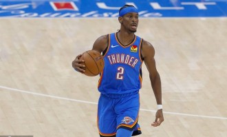 亚历山大生涯前两场总决赛合砍72分 创NBA新纪录