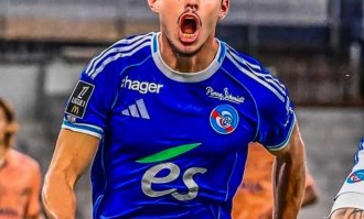 倒钩绝平+11场8球！23岁阿根廷神锋逆袭，从韧带撕裂到法甲射手王