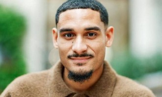 最强对决！欧冠四队齐聚联赛杯半决赛，阿森纳与曼城争夺多项冠军荣耀