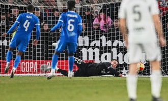 倒霉！赫罗纳送西甲垫底奥维耶多15轮首胜，特狮加盟后两轮丢5分