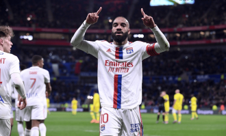 法国杯：里昂VS拉瓦勒——法甲雄狮的复兴路，法乙黑马的试金石