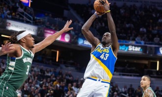 西亚卡姆15+9库兹马15+7 步行者不敌雄鹿6连败