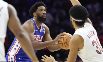 米切尔35+7+9加兰20+7&amp;伤退 恩比德20分骑士大胜76人