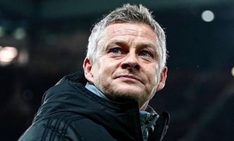 不仅是娃娃脸！曼联名宿表态愿意接手，救火主帅反倒成了热门选项