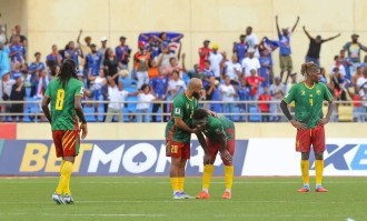 曼联冬窗夏窗签新中场首选曝光！姆贝莫游说巴莱巴，恐成多此一举