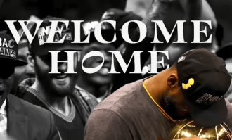 骑士主场播放詹姆斯致敬视频 老詹感动落泪