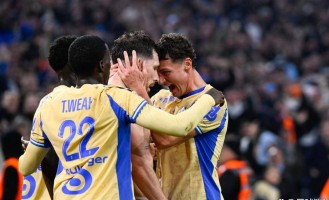 法甲最新积分战报：马赛遭绝平失冠，巴黎客场爆冷，欧塞尔九轮不胜困境难解