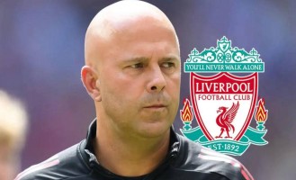 斯洛特必须带队进欧冠保住帅位！曝其有意离开，自认配得上执教皇马