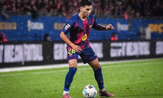 巴萨备战塞维利亚：榜首之争与信心重建的双重挑战