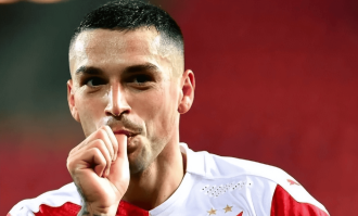 从意甲到中甲， 斯坦丘做出惊人决定， 球迷：这波操作看不懂！