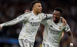 维尼修斯与姆巴佩之争：阿韦洛亚借鉴弗格森打造锋线核心思路