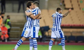 西甲第8轮西班牙人对阵贝蒂斯，主队主场强势，客队伤病与体能困扰，争夺欧战资格。