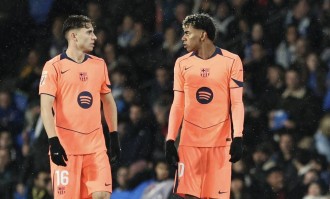 西甲-拉什福德破门 巴萨3进球被吹1-2皇家社会1分领跑