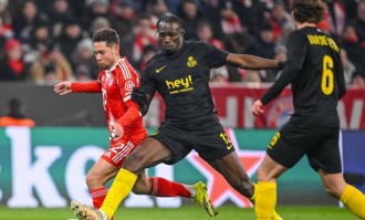 一场2-0大胜，拜仁提前锁定欧冠16强，目标瞄准冠军宝座