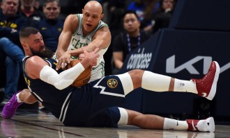 约基奇30+12+6布朗23+11 掘金大胜凯尔特人