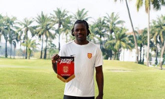 250万欧租借费引爆中超！欧冠快马锋霸迪马塔空降重庆，山城足球要逆天改命？