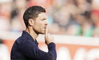 皇马再遭冷门威胁？曼城二队赫罗纳成克星，阿隆索寄望姆巴佩力挽狂澜