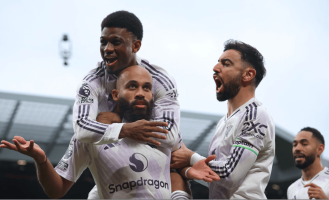 豪门悲喜夜：利物浦1-2曼联吞4连败 米兰2-1登顶 皇马1-0德比8连胜