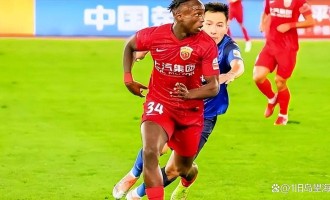 喜讯！54岁的法甲大牌少帅将正式官宣跟成都蓉城签新约，徐正源直接点头同意