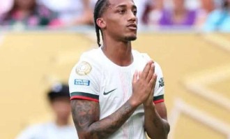 3场定去留，利物浦连遇强敌，切尔西陷入怪圈，没有红牌反而失利