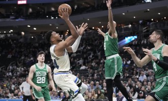 字母哥19+11普理查德25+9 雄鹿不敌绿军三连败