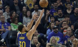 晚安！库里26秒准绝杀救勇士 砍31+7+7遭使绊险受伤