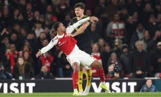 曼联绝杀阿森纳！给其他球队打个样儿！知道如何阻击阿森纳了吧！