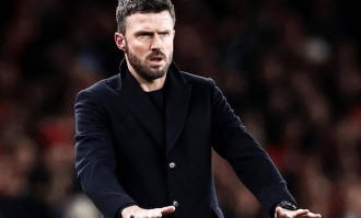 救火9场7胜2平&amp;重返前四！曼联让卡里克转正？名宿力挺但隐忧犹存