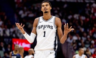 文班亚马31+14托马斯40分 马刺击败篮网三连胜