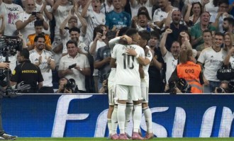 维尼修斯双响，皇马3-1登顶西甲。