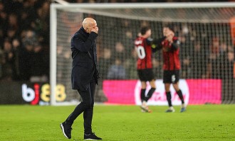 3-2绝杀！2-1险胜！足坛冷门之夜：拜仁、利物浦都输了，中国队获亚军