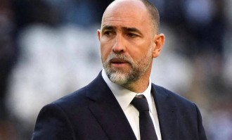 尤文图斯换帅，齐达内不回归，曼联因坎通纳做出重大决定