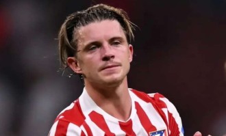 曼联2大引援皆遇挫！小贝林厄姆拒投，6000万求购鸡肋中场恐打水漂？