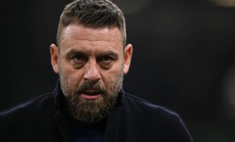 阿莱格里怒斥球队再犯错：米兰1-1战平佛罗伦萨背后的战术解析