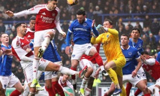 4-1逆转！阿森纳成功翻盘，曼城切尔西纷纷晋级，热刺早早出局