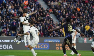 意甲第十七轮：帕尔马1-0力克佛罗伦萨，索伦森头球制胜保级曙光初现