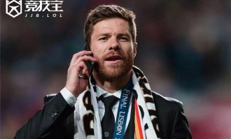 西甲：齐达内点拨阿隆索，皇马和药厂不一样