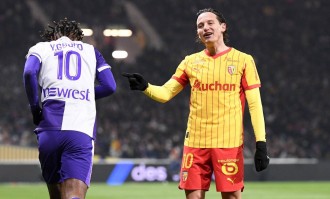 随着图卢兹0-3朗斯,法甲最新积分榜出炉:巴黎圣日耳曼落后榜首4分