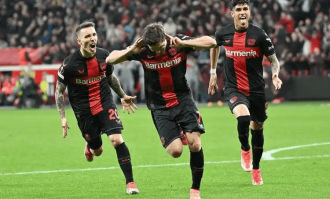 德甲不败神话兵临雅典，药厂客战欲碾碎奥林匹亚